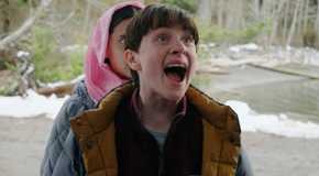 Resident Alien Season 3 has Max screaming at the Mantid in front Sahar