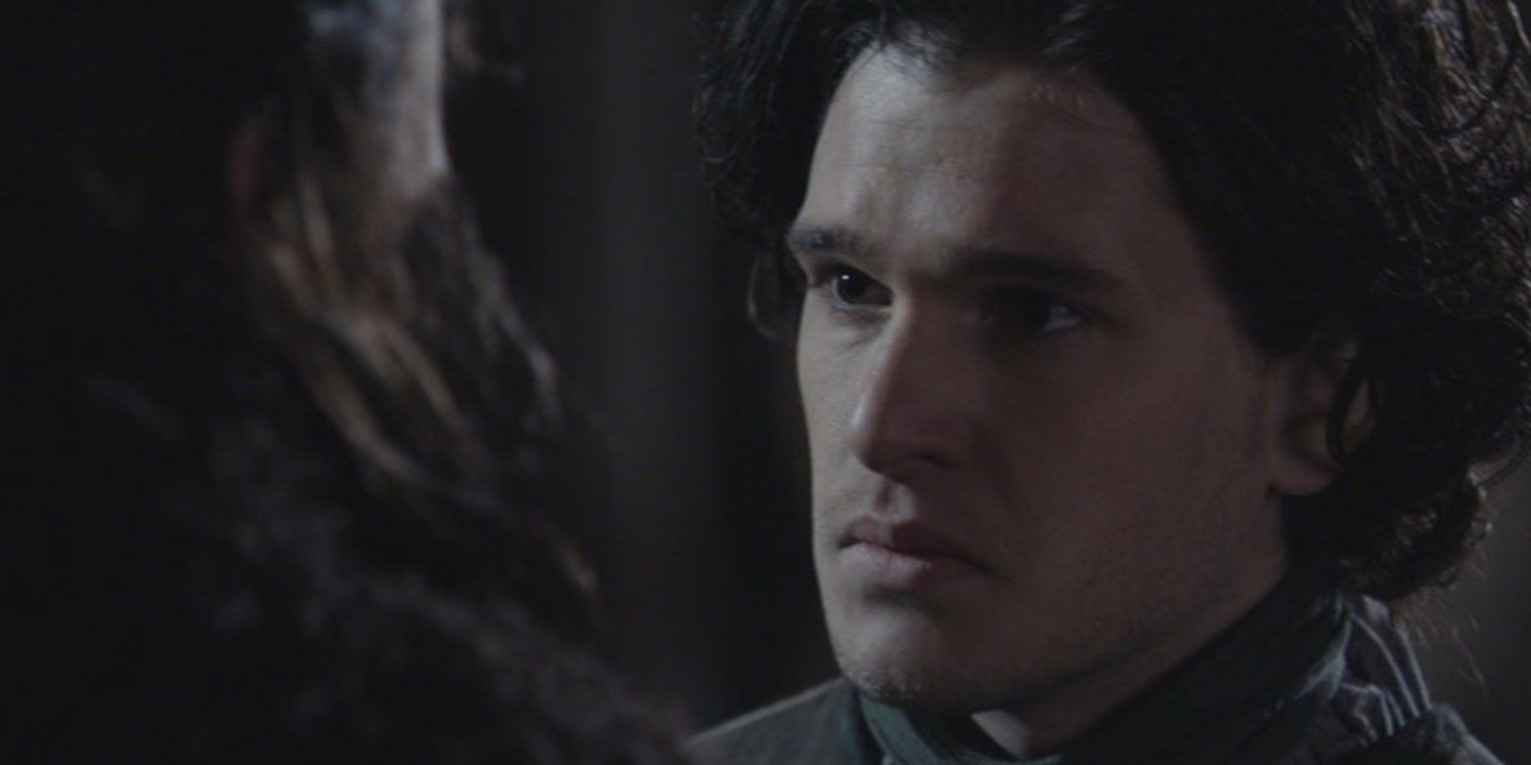 How Old Is Jon Snow in the Books, & How Old Was Kit Harington in Game of Thrones S1?