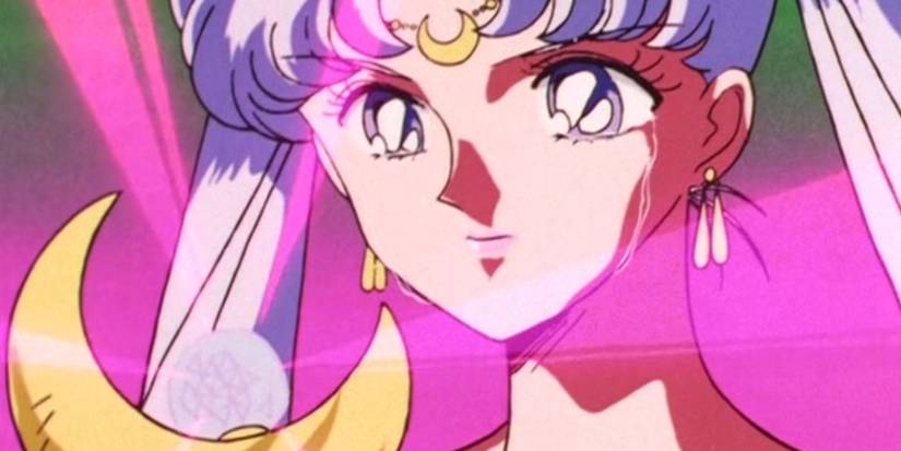Queen Serenity wields the Silver Crystal in the anime Sailor Moon.