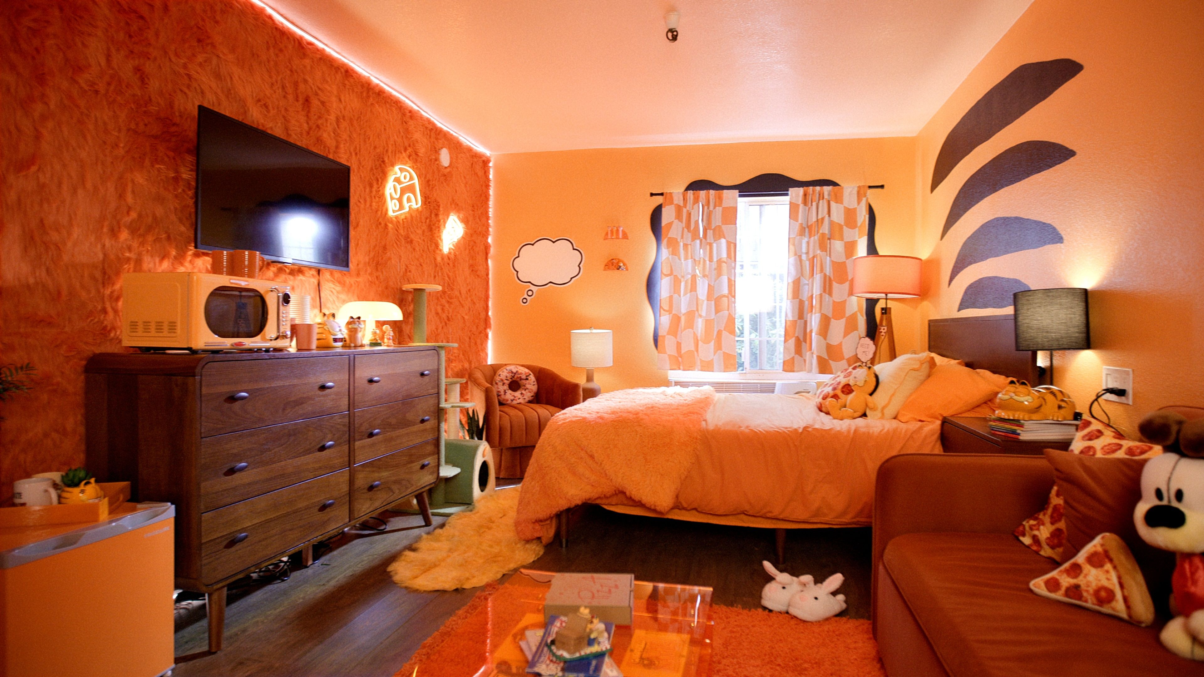 The Garfield Movie Unveils Themed Rooms for Motel 6
