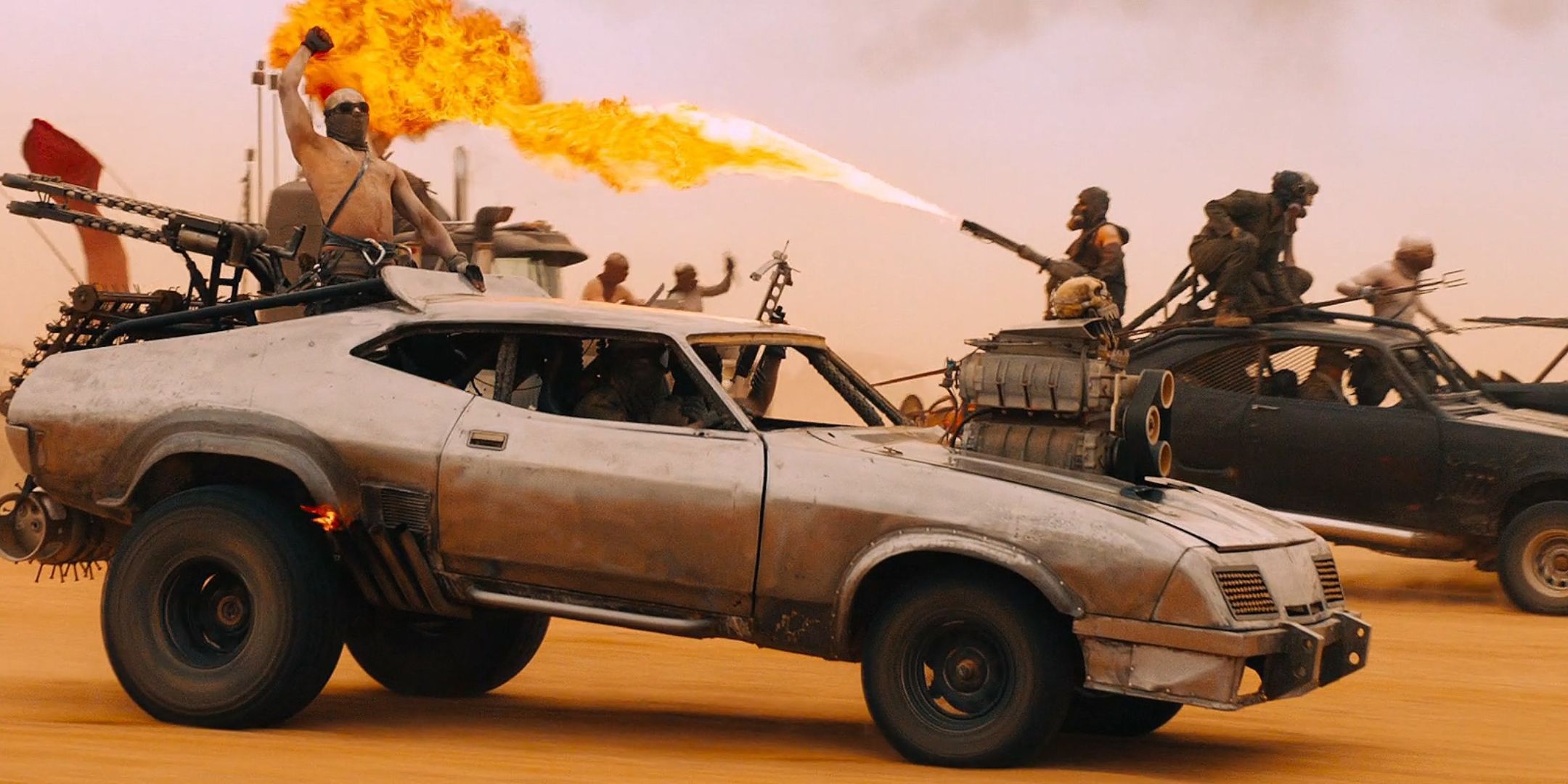 15 самых захватывающих автомобильных погонь в истории кино