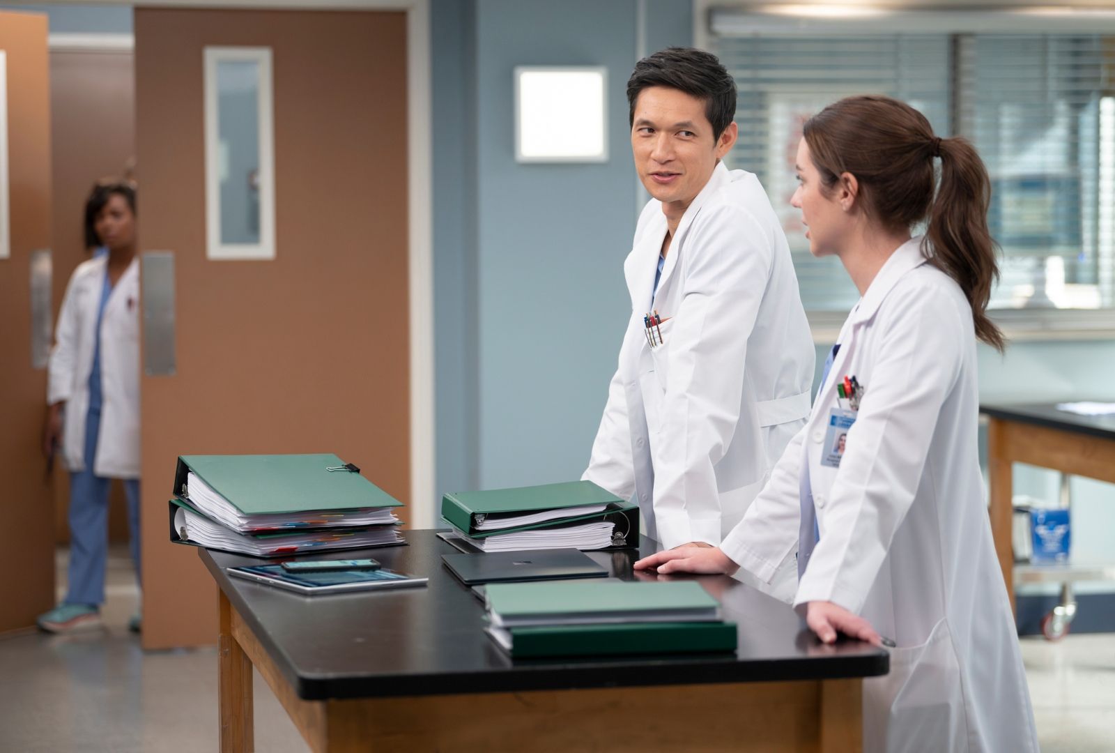 Grey's Anatomy: Season 20, Episode 9, "I Carry Your Heart," Recap & Spoilers