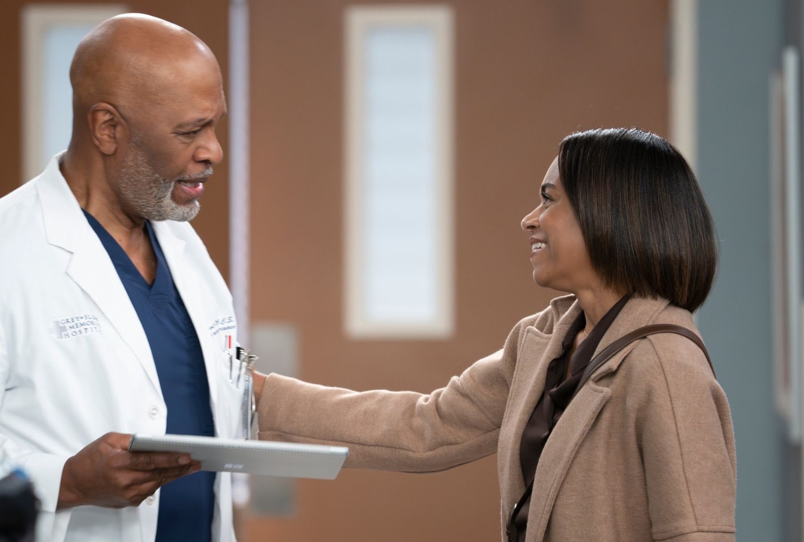 Grey's Anatomy: Season 20, Episode 9, "I Carry Your Heart," Recap & Spoilers