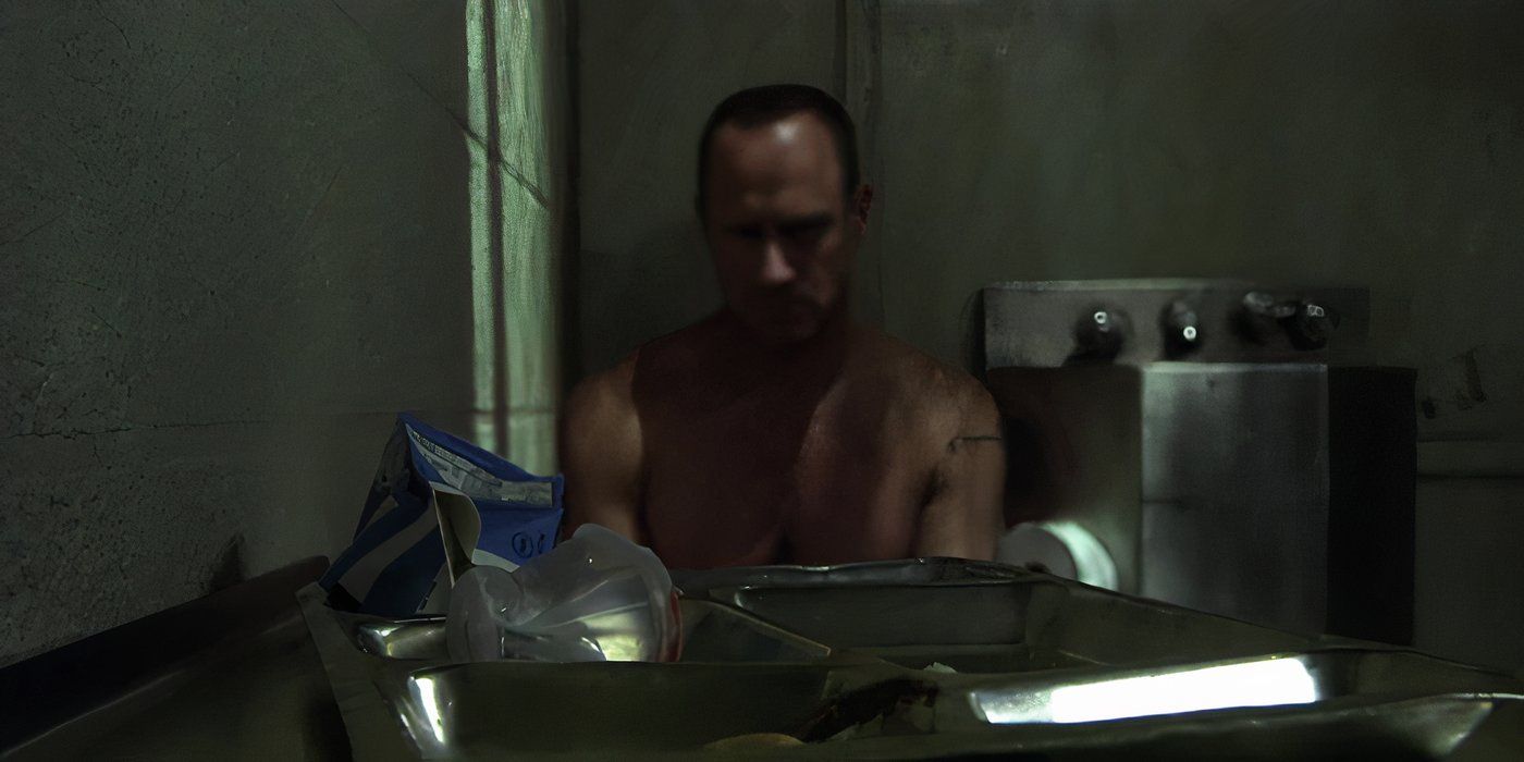 Detective Elliot Stabler in a prison cell in Law and Order: SVU episode "Solitary"