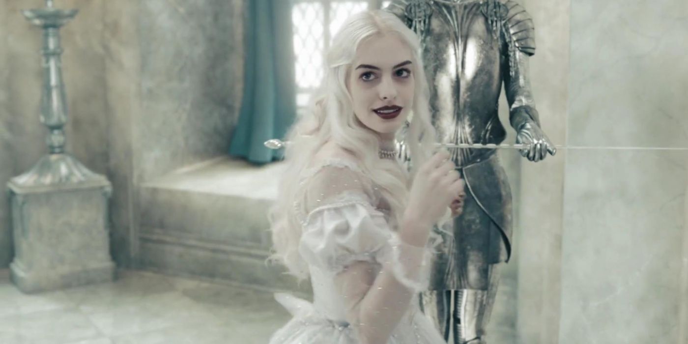 Anne Hathaway se vuelve viral con su disfraz de Halloween de Monster High y Harley Quinn