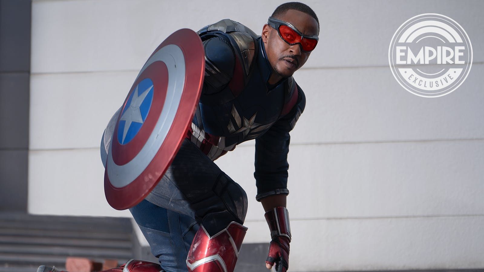 Sam Wilson Captain America's New Costume