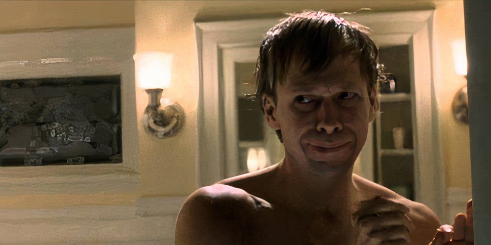 10 Clues in The Sixth Sense That Give Away the Plot Twist