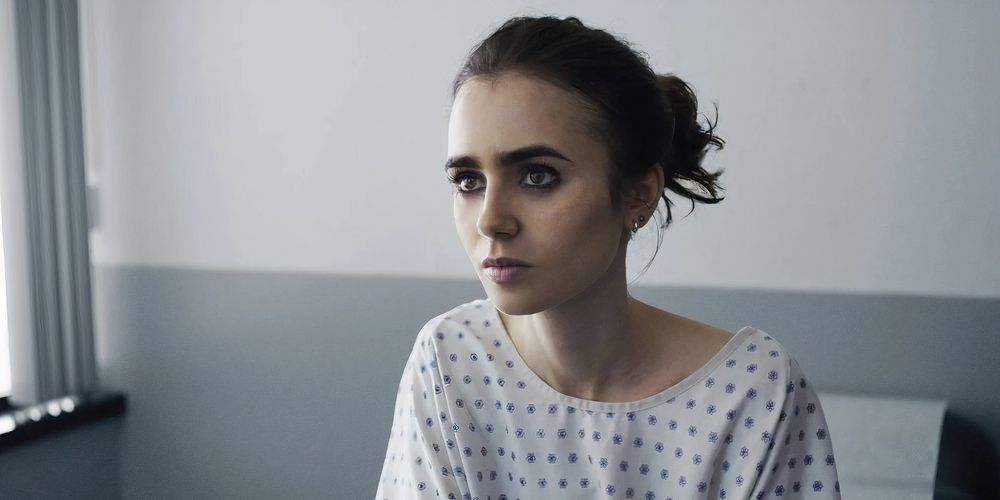 Ellen de Lily Collins no consultório médico em To the Bone.