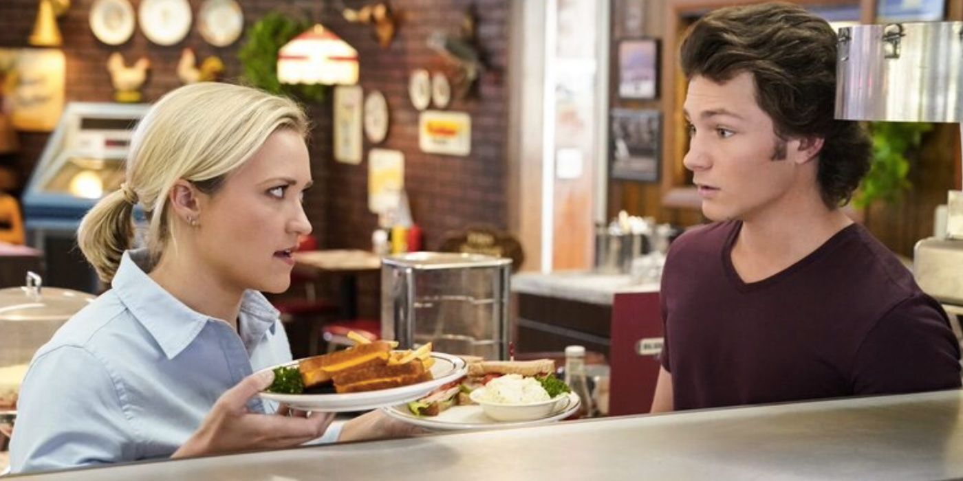 Mandy and Georgie at a diner on Young Sheldon