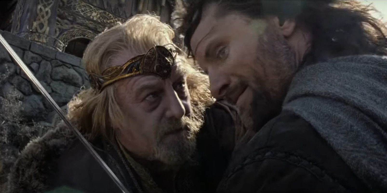 Aragorn impede Théoden de matar Grima Língua de Cobra em O Senhor dos Anéis: As Duas Torres