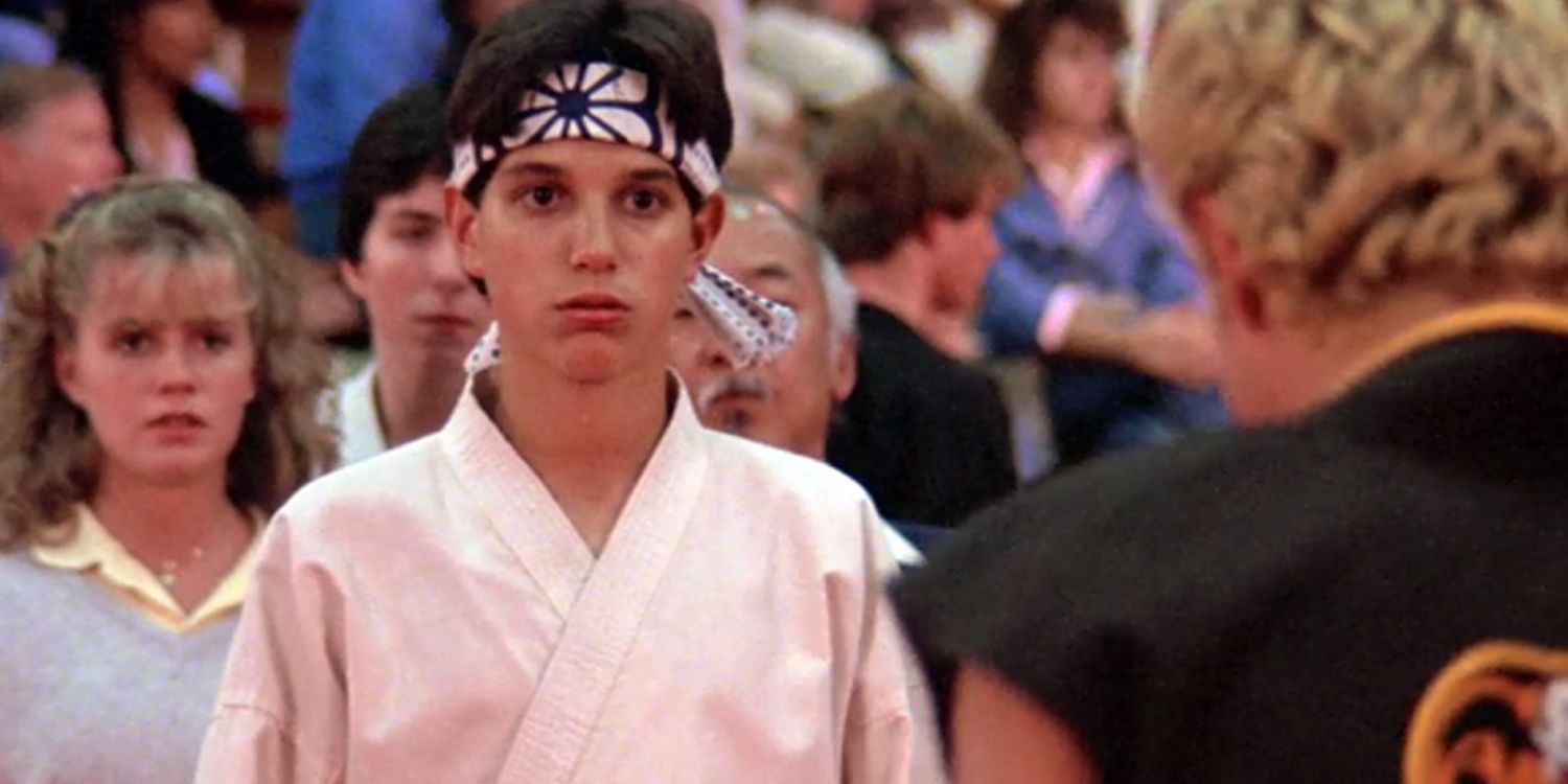 ¿Qué edad tiene Daniel LaRusso en cada película de Karate Kid y temporada de Cobra Kai?