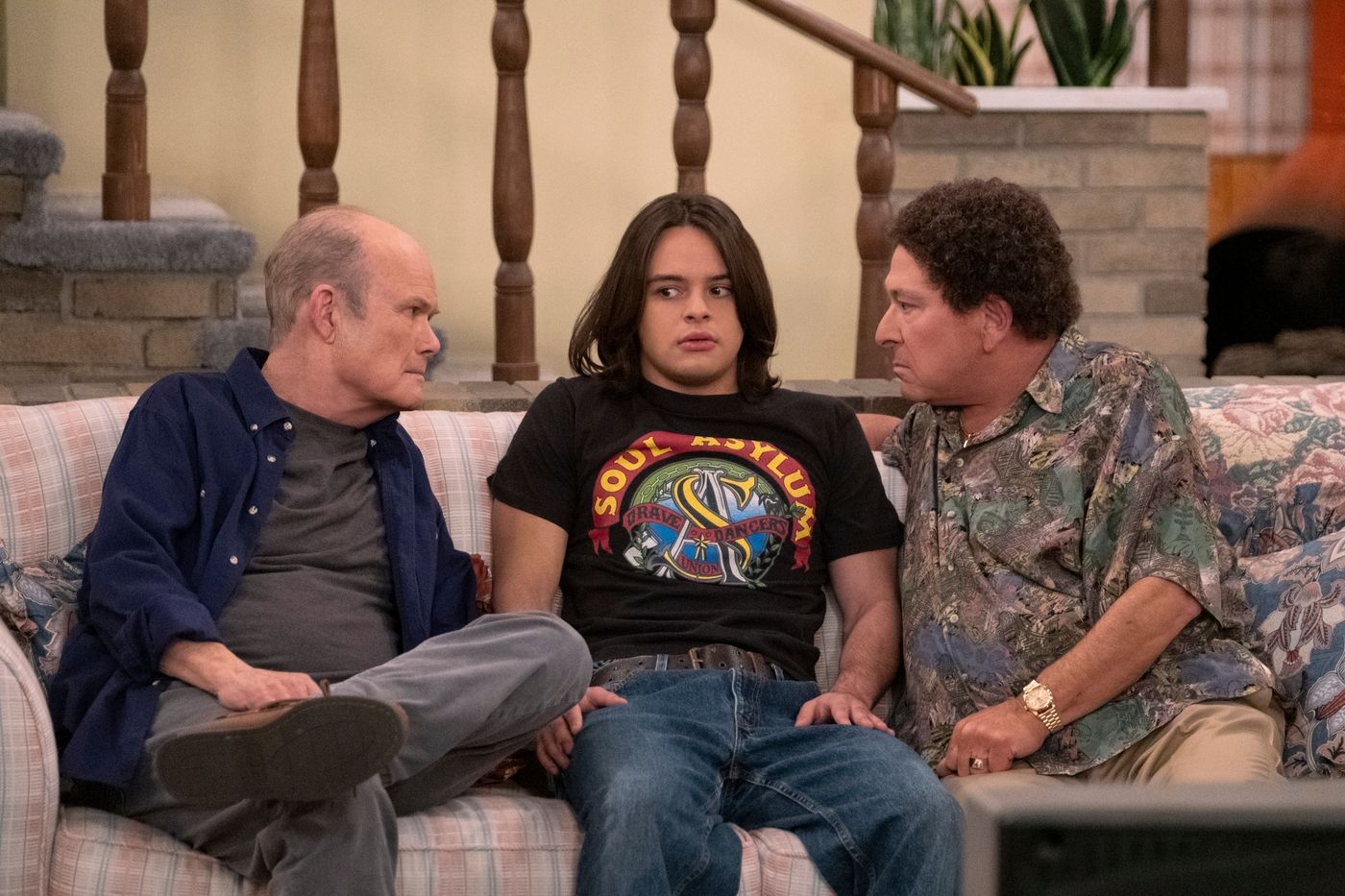 'Best TV Grandpa': Kurtwood Smith Honored by That '90s Show Co-Stars After Netflix Cancelation