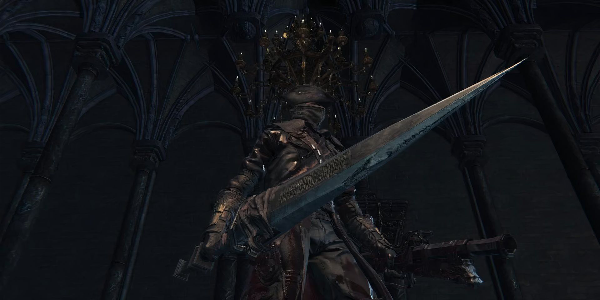 O Caçador em Bloodborne empunhando a Picareta da Igreja.