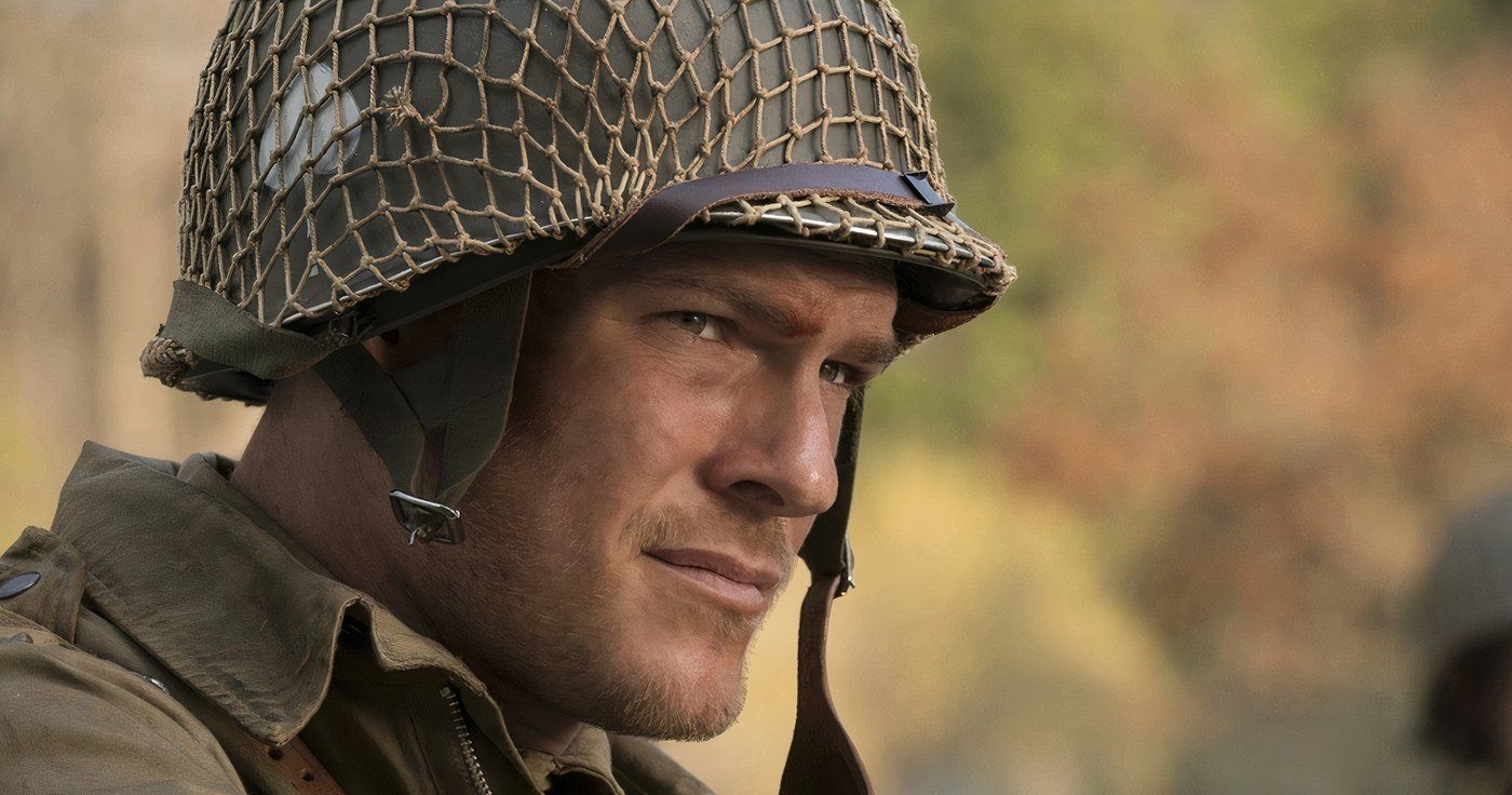 Butchie is wearing a helmet and a serious expression in Ghosts of War