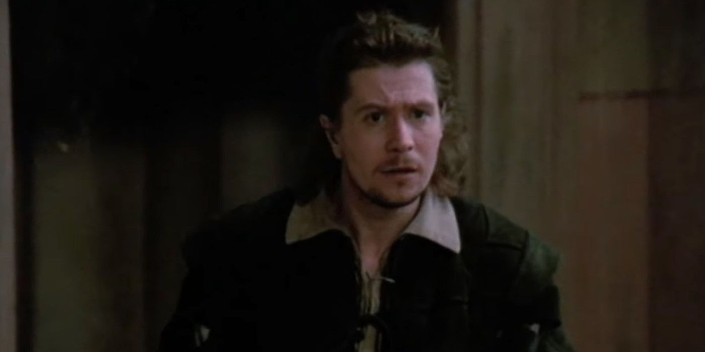 Gary Oldman como Rosencrantz, jogando Questions com Guildenstern de Tim Roth