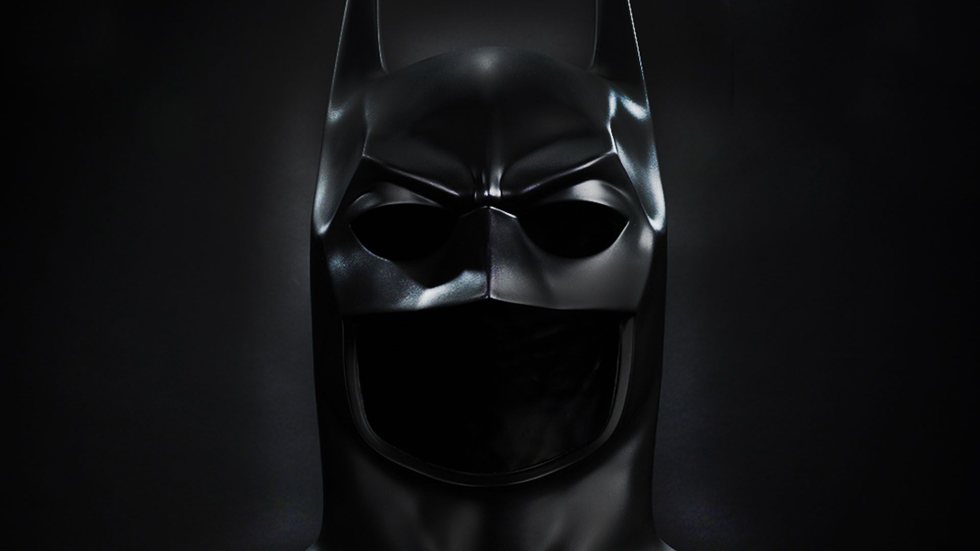 Mysterious Batman Replica to be Released by McFarlane Toys