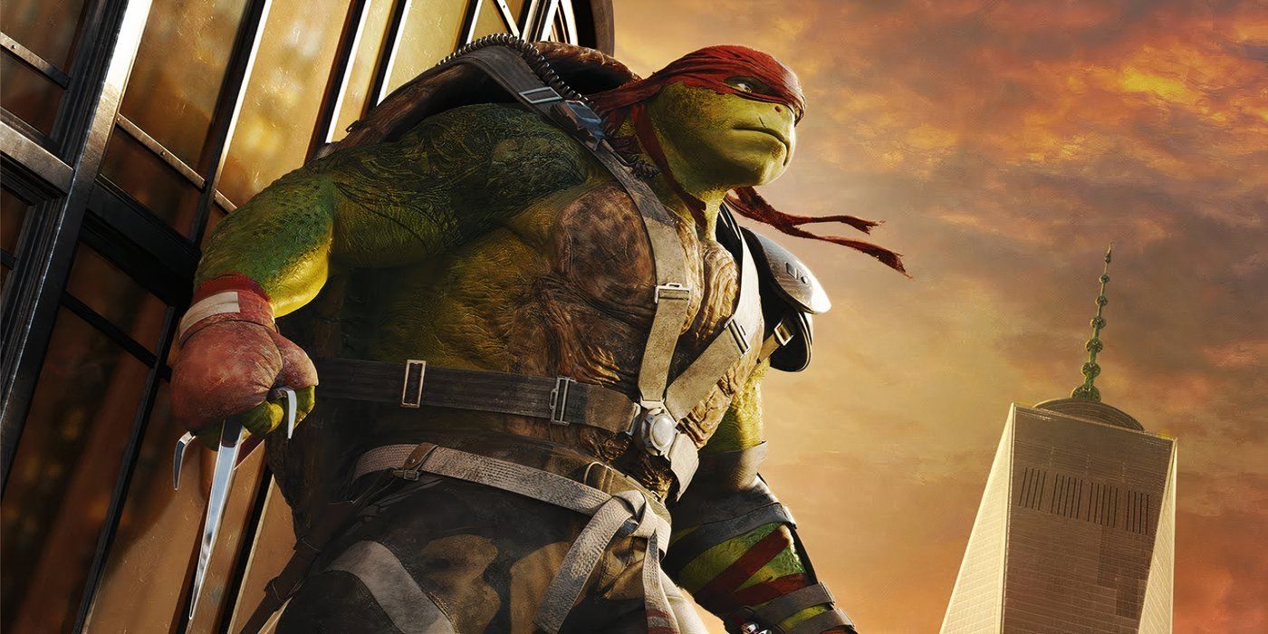 Raphael is standing on the top of a building in TMNT: Out of the Shadows