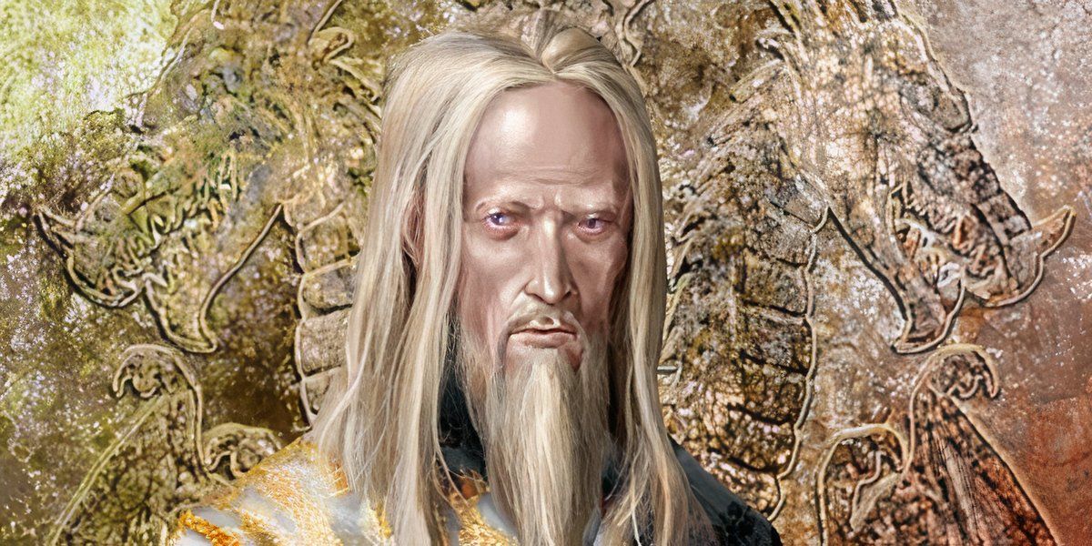 Un retrato de Aerys I Targaryen frente a un motivo de dragón.