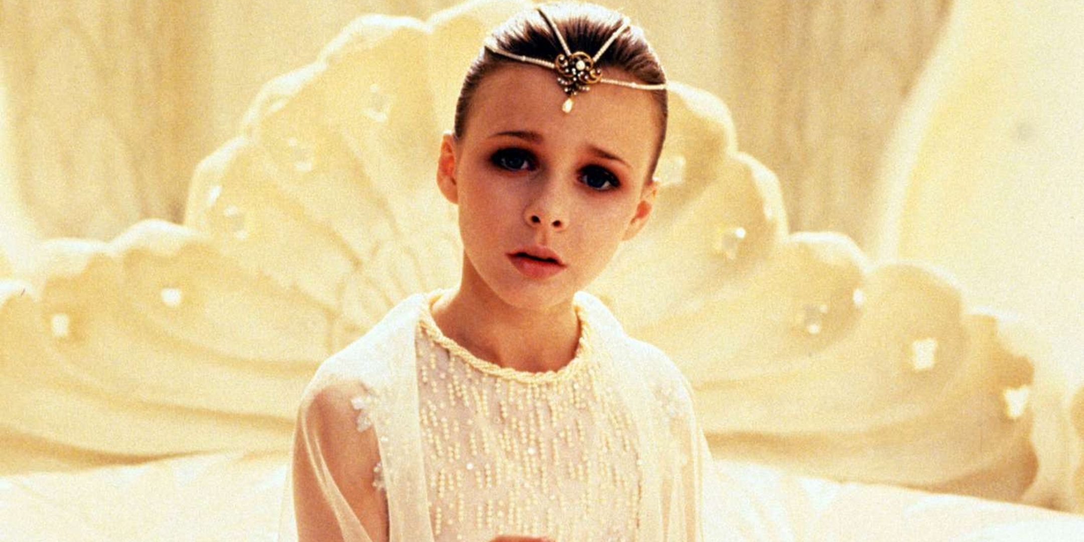 RETRO REVIEW: The NeverEnding Story Isn't So Fantastic Anymore