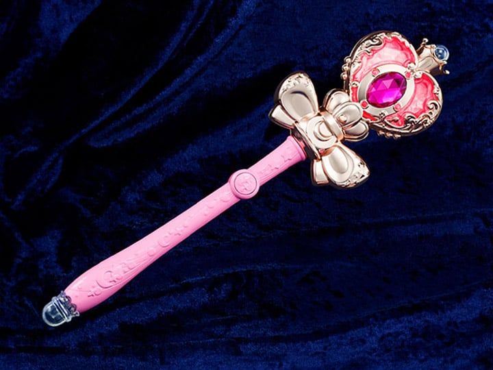 Sailor Moon's Cosmic Heart Compact & Spiral Heart Rod Release for International Preorder