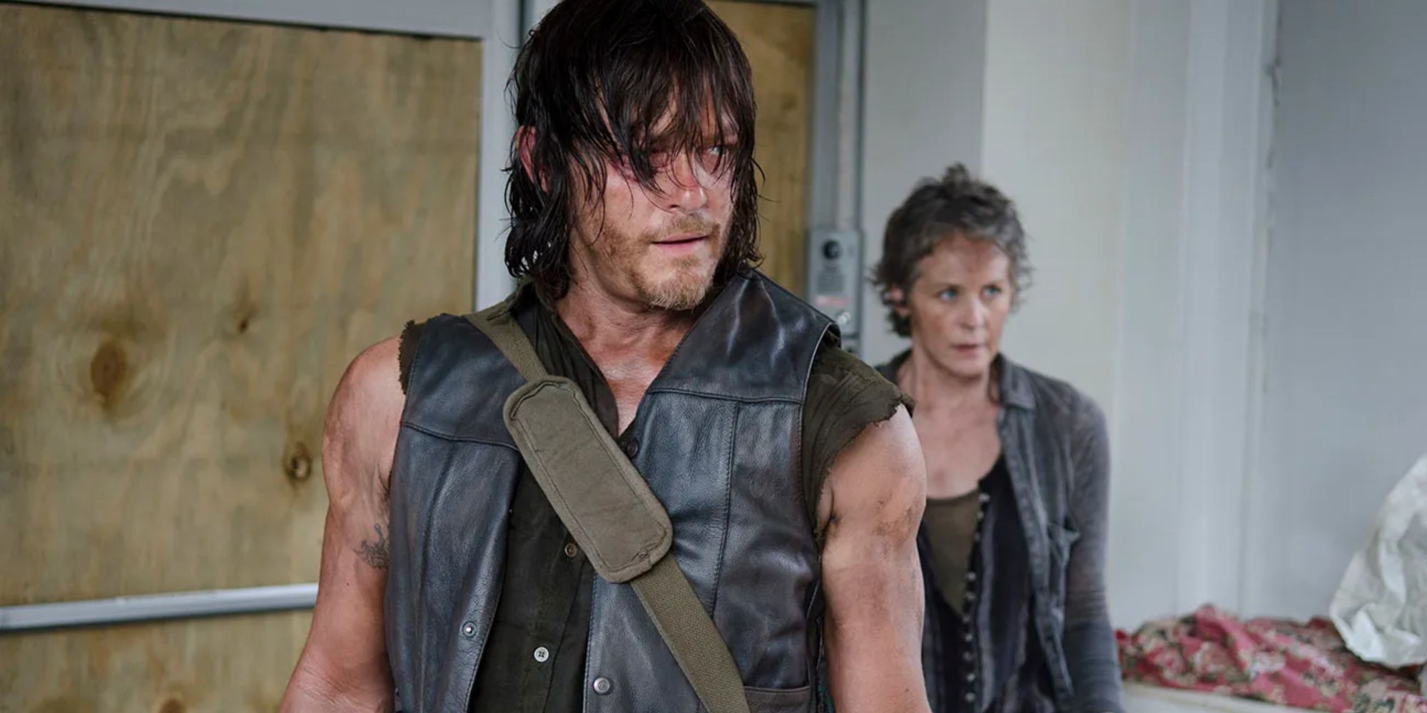 Las estrellas de The Walking Dead reaccionan a una pregunta picante sobre la relación de Daryl y Carol