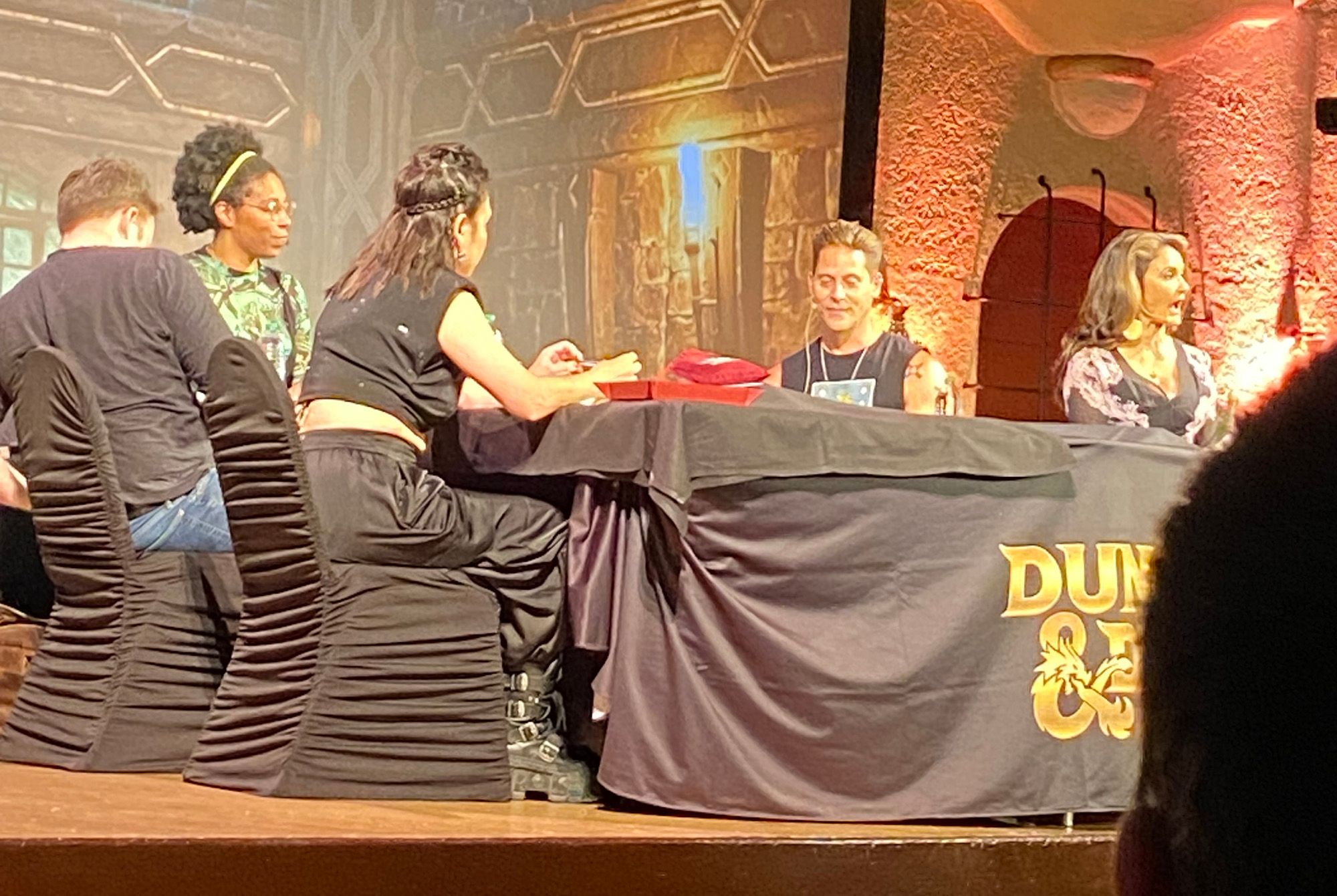 DnD Live At Gen Con: Любовь — легендарный экшен