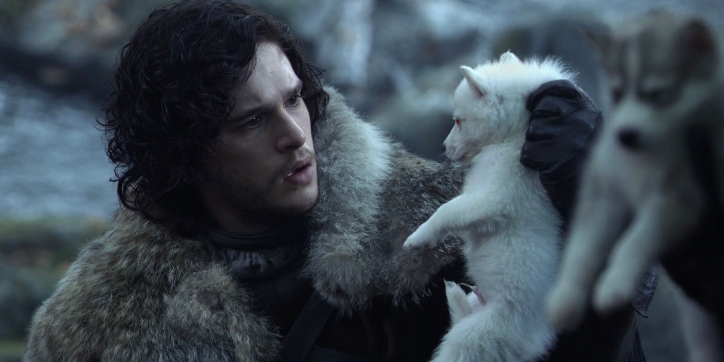 How Old Is Jon Snow in the Books, & How Old Was Kit Harington in Game of Thrones S1?