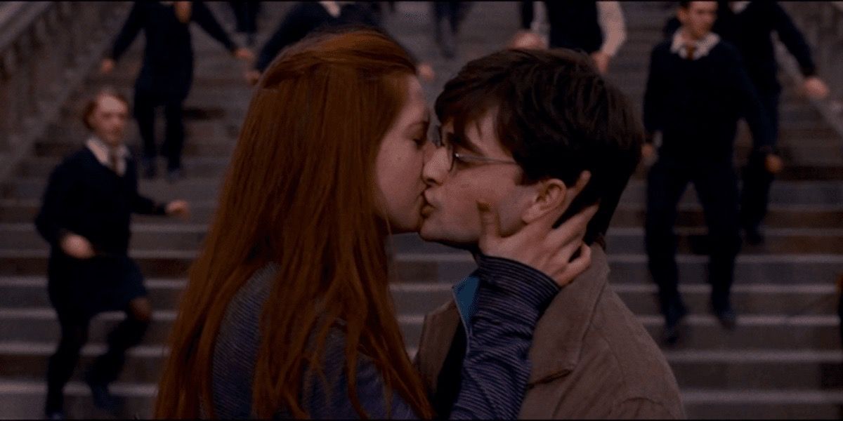 Harry Potter and Ginny Weasley kiss in Harry Potter and the Deathly Hallows Part 2