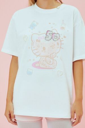 Sanrio's Hello Kitty & Forever 21 выпускает новую коллекцию одежды из 100 предметов