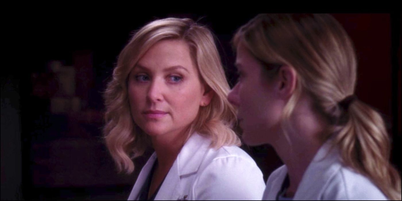 Why Tessa Ferrers Leah Murphy Left Greys Anatomy