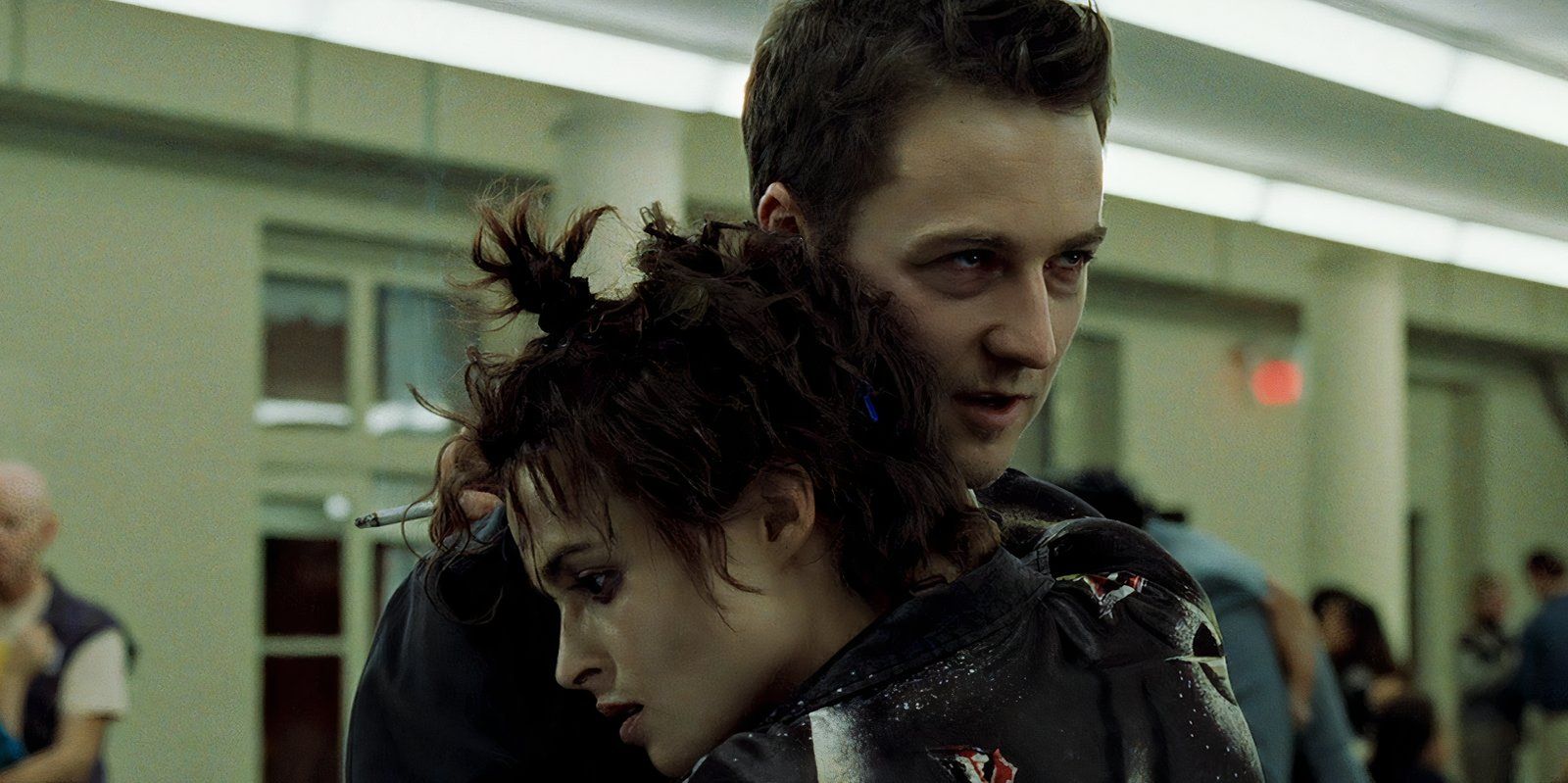 10 Clues That Gave Away the Plot Twist in Fight Club