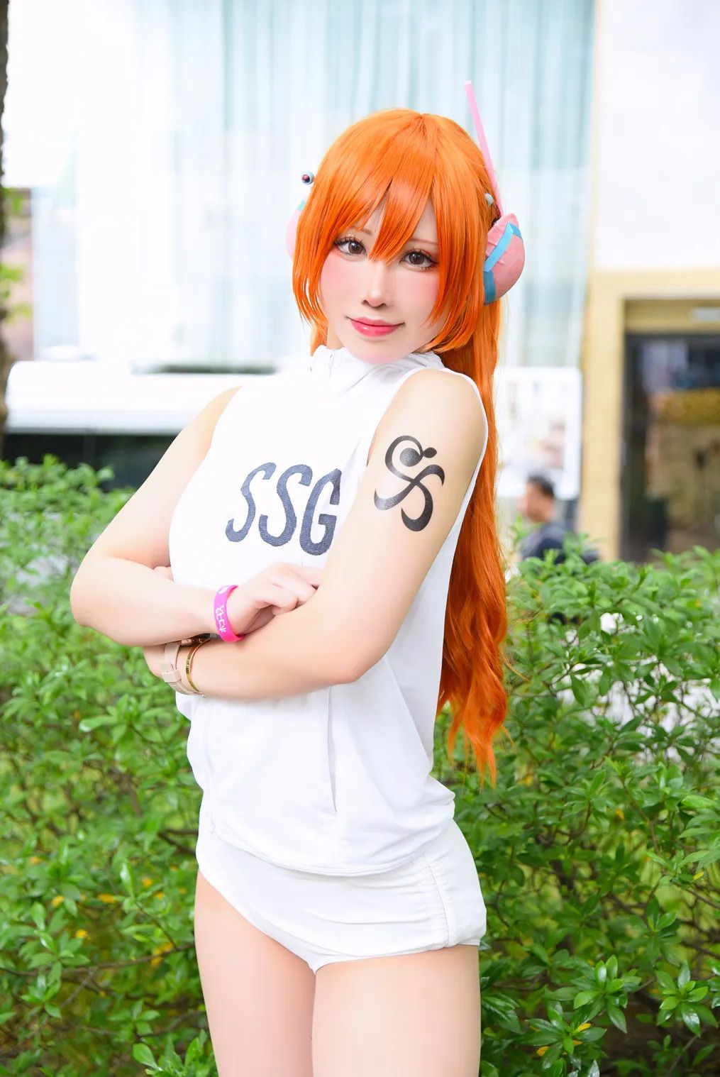 New One Piece Cosplay Recreates Nami's Egghead Fit From the Space-Age Boots Up