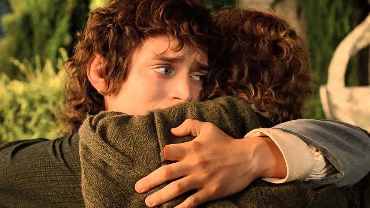 Frodo hugging Sam goodbye in Return of the King