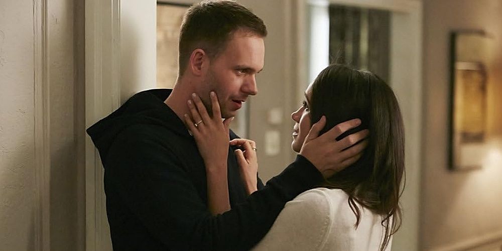 Why Patrick J. Adams' Mike Ross Left Suits