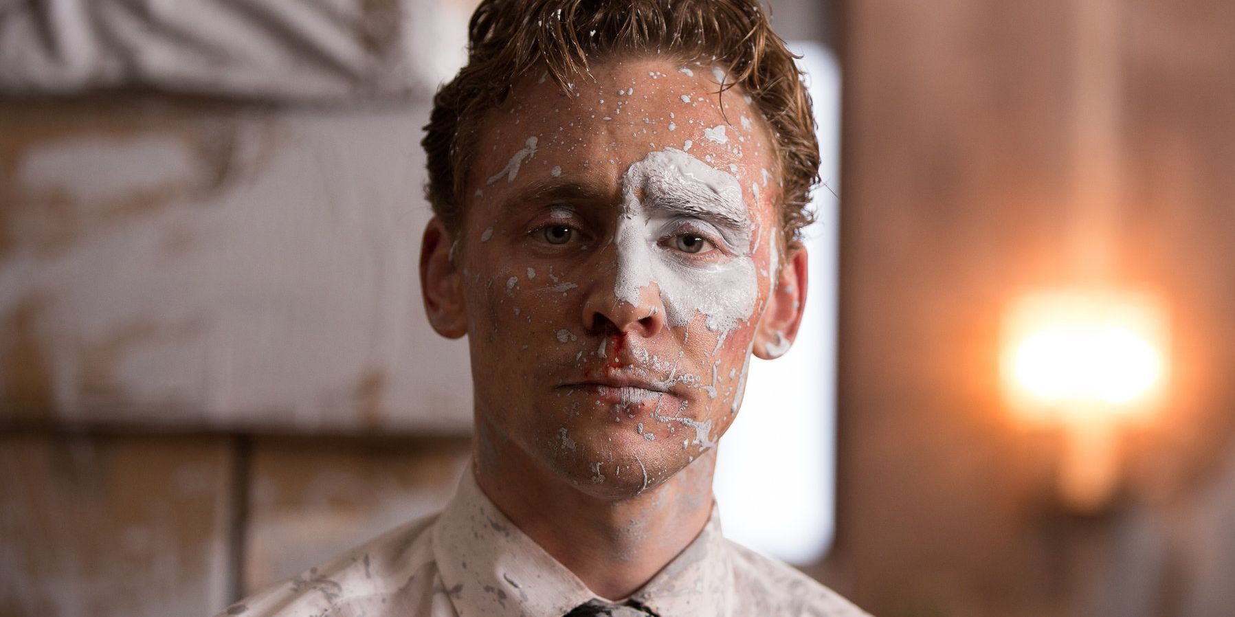 A criminally underrated 9-year-old Tom Hiddleston thriller is leaving Hulu soon