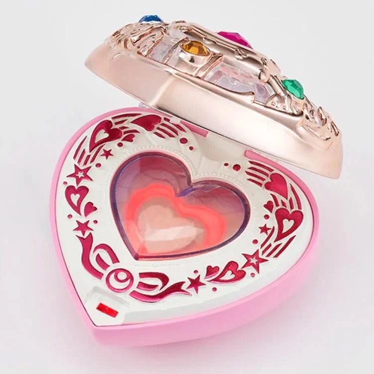 Sailor Moon's Cosmic Heart Compact & Spiral Heart Rod Release for International Preorder