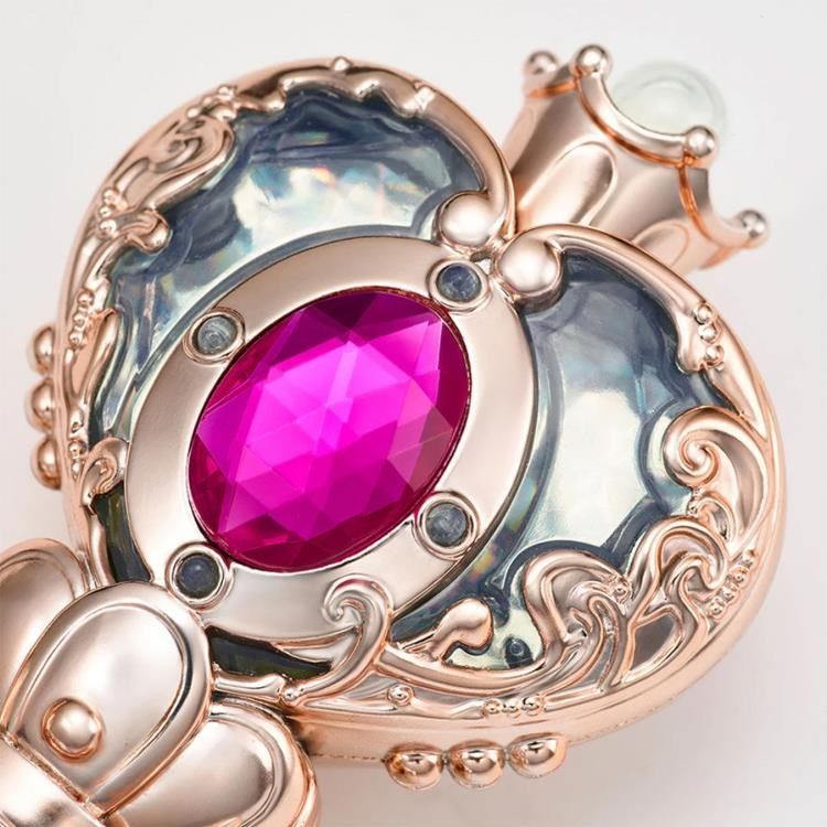 Sailor Moon's Cosmic Heart Compact & Spiral Heart Rod Release for International Preorder