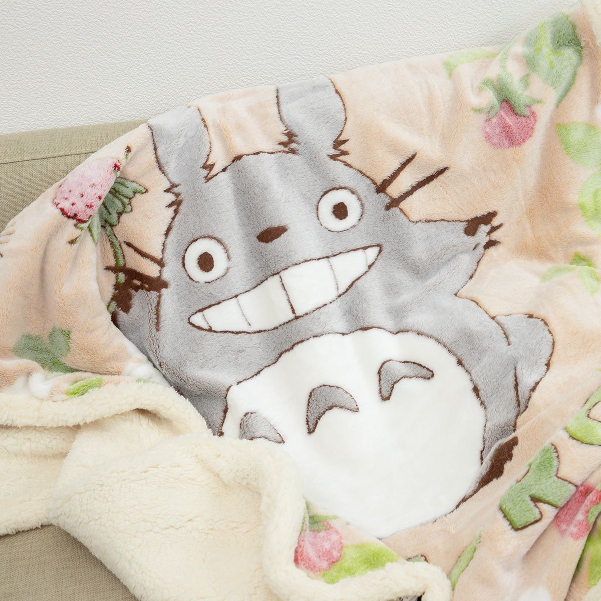 Studio Ghibli Releases New My Neighbor Totoro Blanket Collection for the Coziest Winter