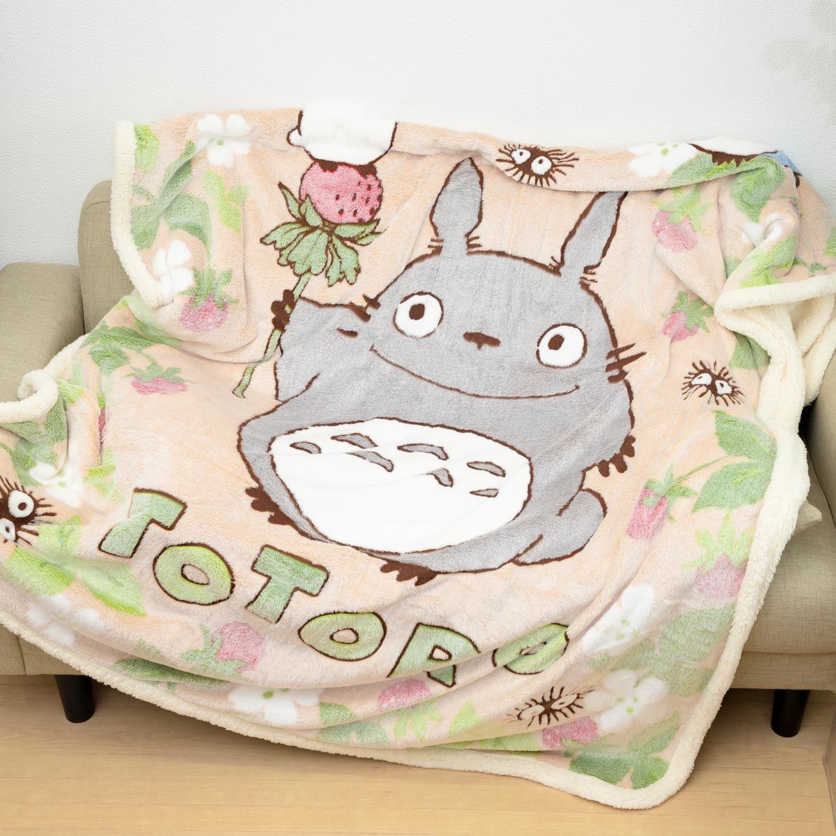 Studio Ghibli Releases New My Neighbor Totoro Blanket Collection for the Coziest Winter