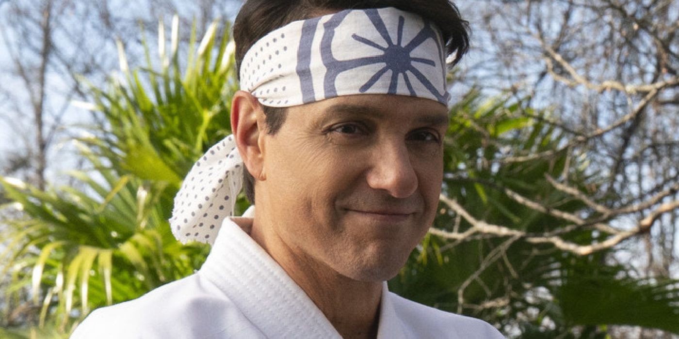 ¿Qué edad tiene Daniel LaRusso en cada película de Karate Kid y temporada de Cobra Kai?