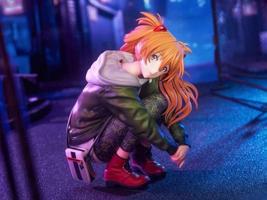 Evangelion's Asuka Comes to North America With New Cyberpunk-Casual Figure Release