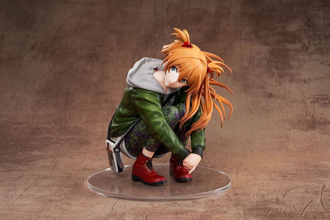 Evangelion's Asuka Comes to North America With New Cyberpunk-Casual Figure Release