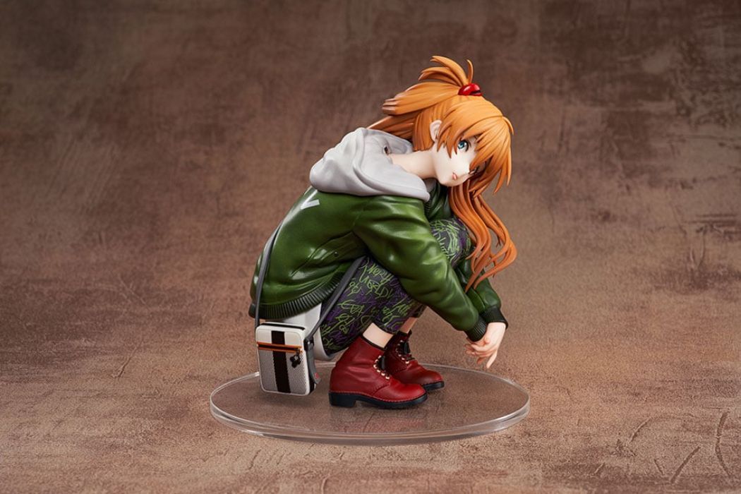 Evangelion's Asuka Comes to North America With New Cyberpunk-Casual Figure Release