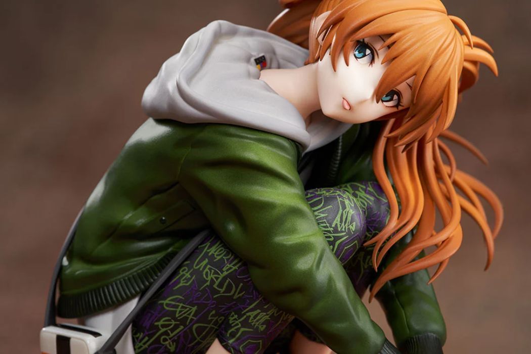 Asuka de Evangelion llega a Norteamérica con el lanzamiento de una nueva figura Cyberpunk-Casual