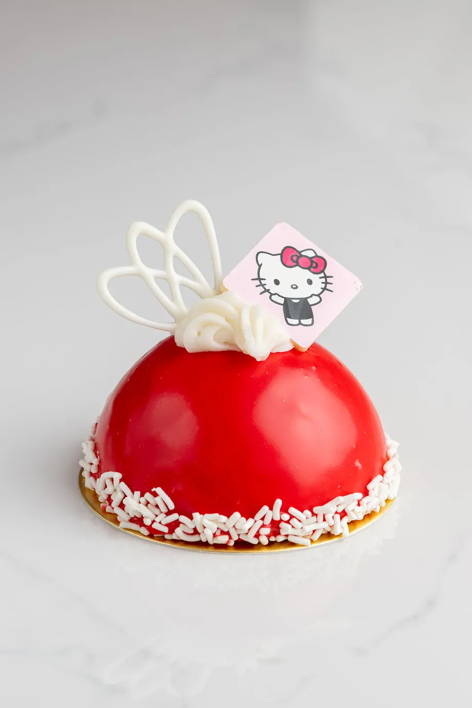 Новое кафе Hello Kitty в Северной Америке впервые представлено в преддверии торжественного открытия