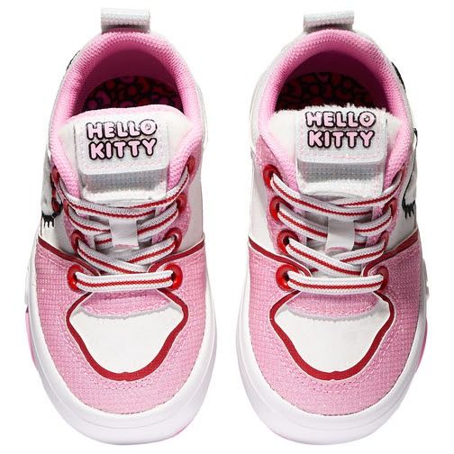 Foot Locker presenta zapatillas exclusivas de Hello Kitty