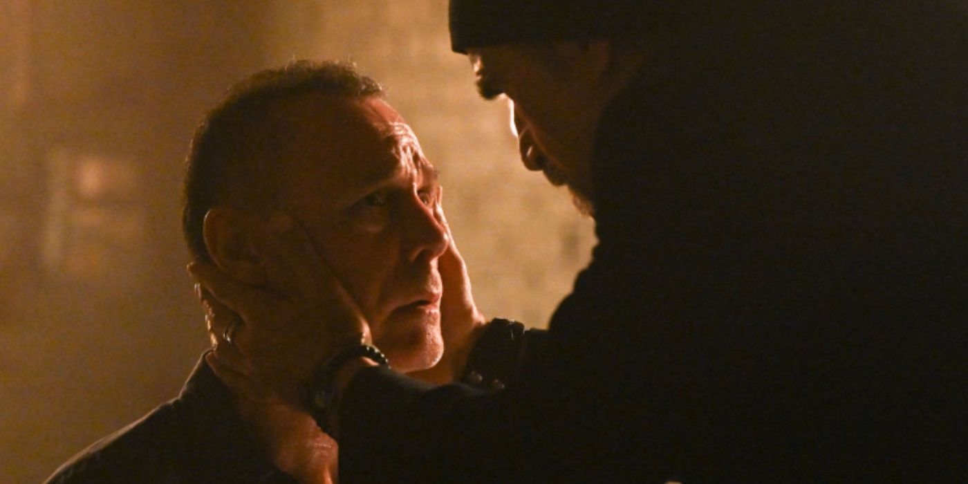 Jason Beghe as Hank Voight hallucinates Elias Koteas as Alvin Olinsky who cups Hank's face on Chicago PD