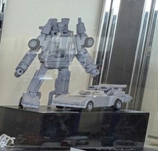 Transformers: Missing Link Arcee Updates the Female Autobot's First Unreleased Toy