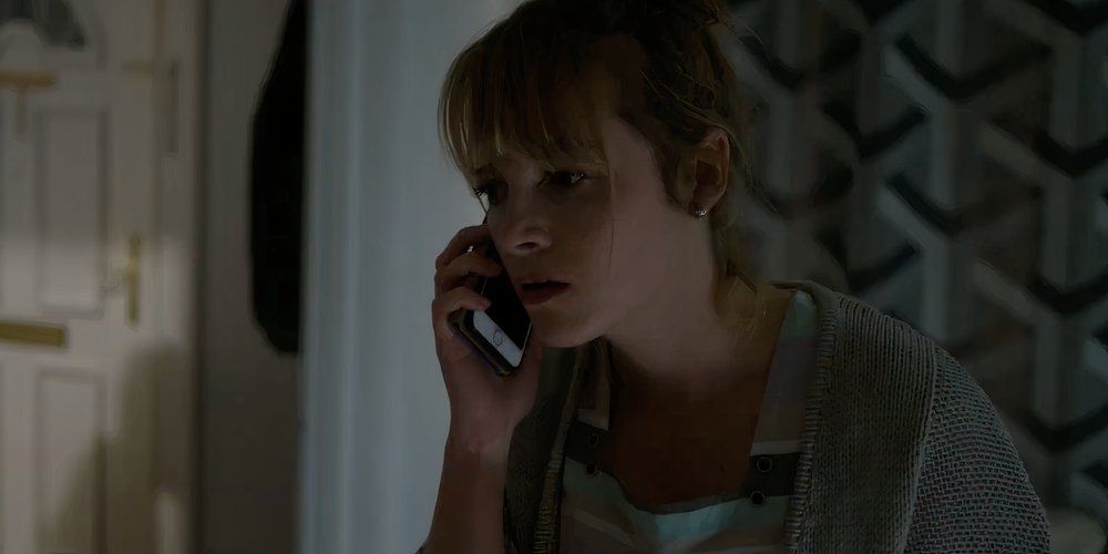 Lois Brabin-Platt as Gemma speaking on the phone in Bull