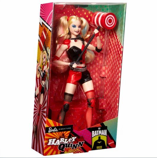 Mattel celebra el día de Batman con las Barbies Harley Quinn y Poison Ivy